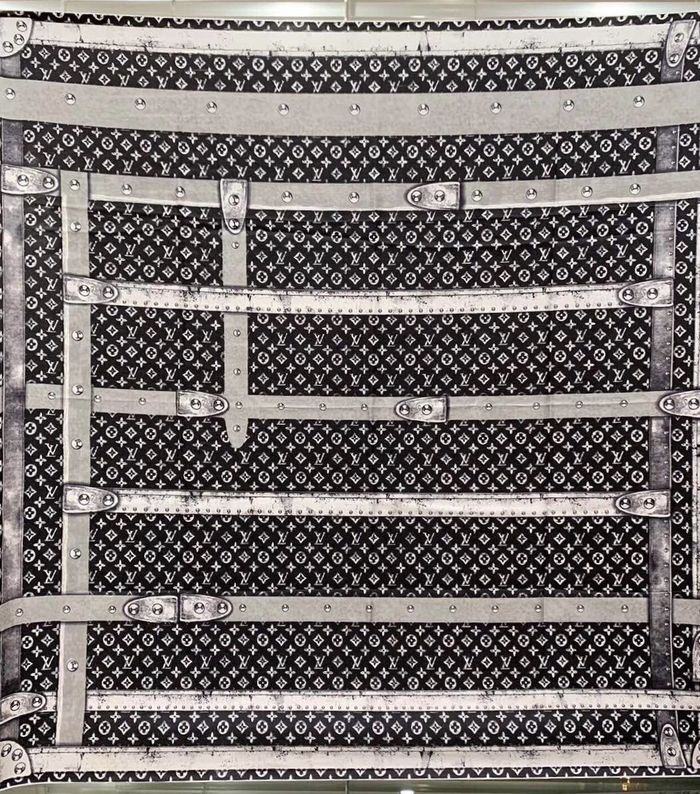 Louis Vuitton Scarf LVS00127